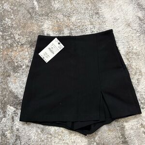 Zara NWT Black Skort with Front Slit